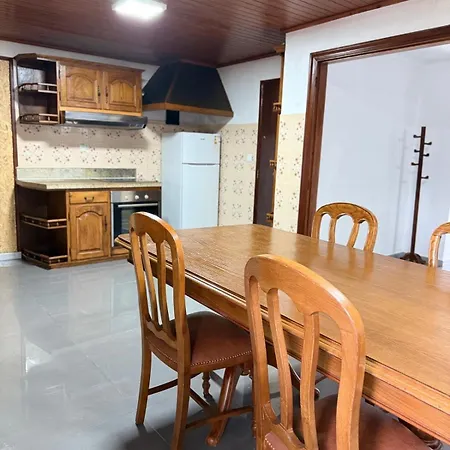 Casa Da Ribeira 펜션 폰테 데 리마